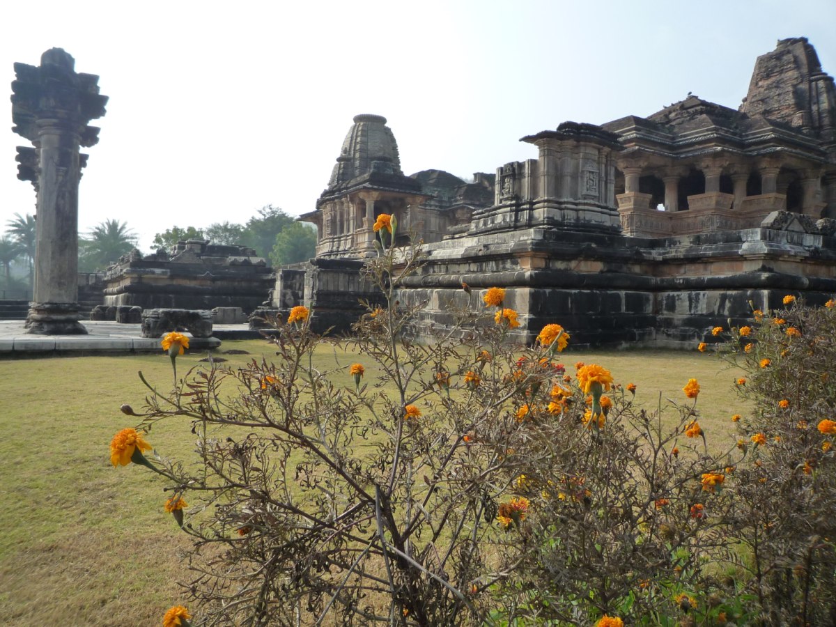 Sas Bahu Temple24